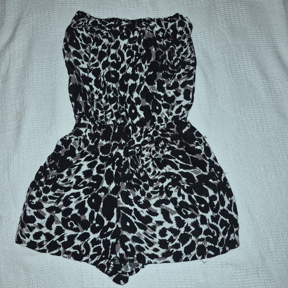 Rue21 Black and White Leopard Print Romper